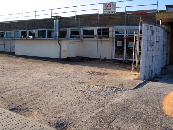 Vorher- Parkflche Sdseite, Herbst 2005